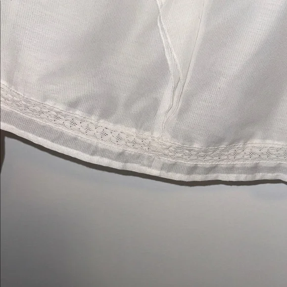 Guess Cream Ruffle Camisole - Picture 5 of 6